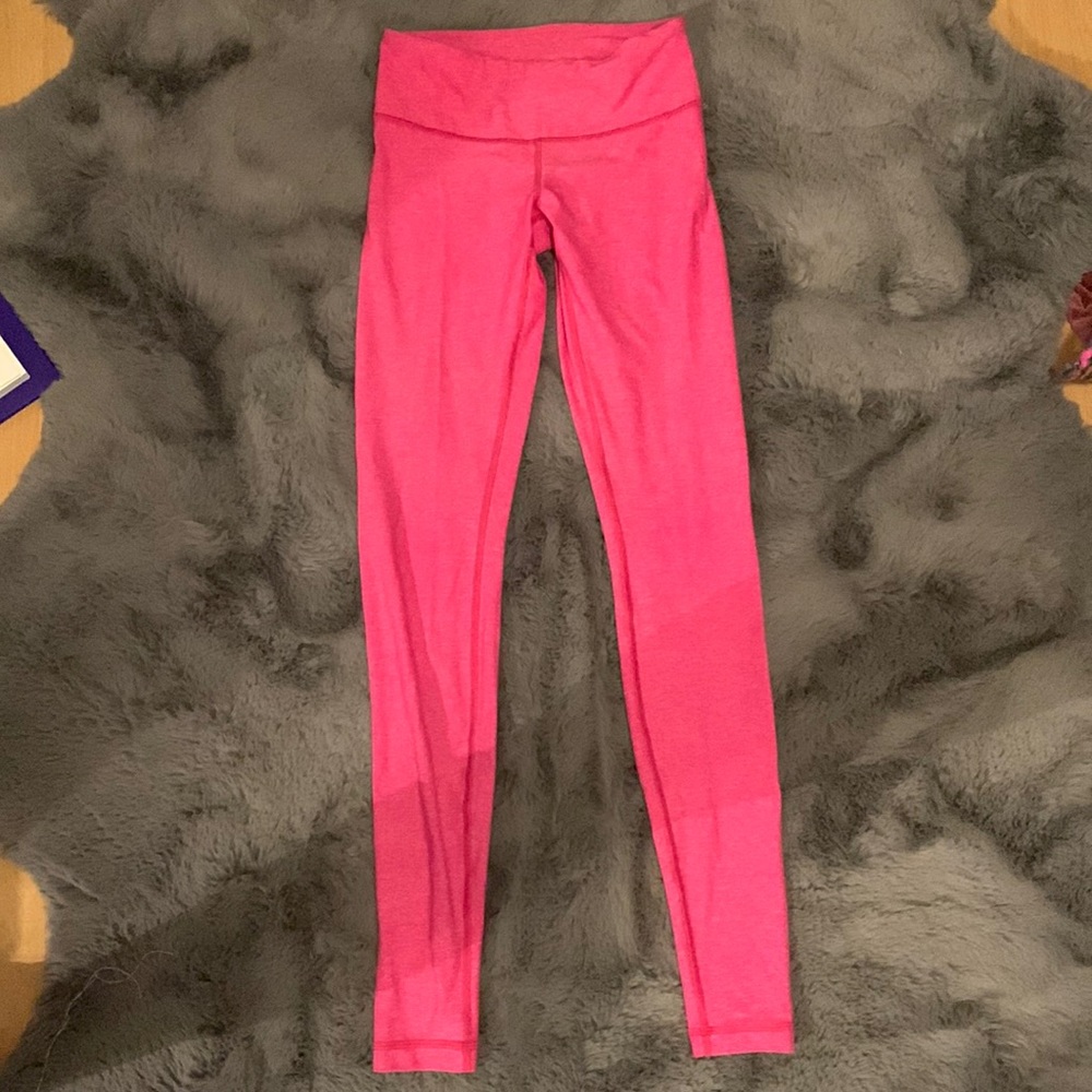 Pink Lululemon leggings